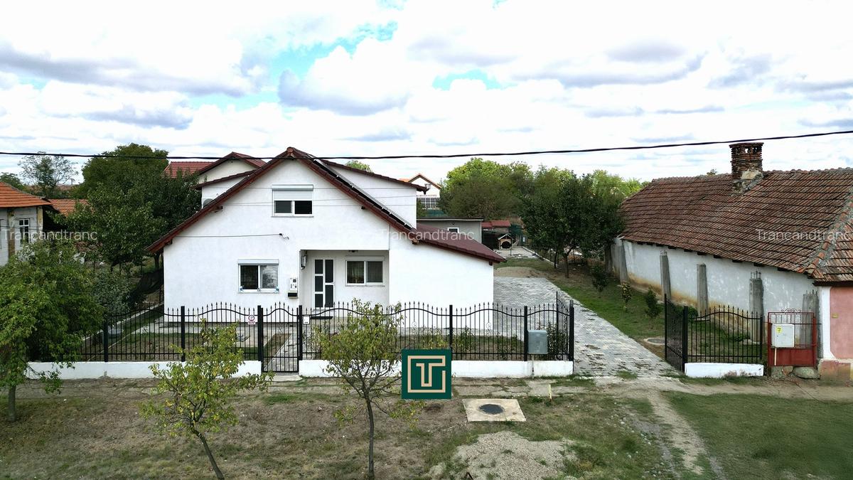 Casă nouă mobilată modern, la cheie, cu 5 camere, cu fotovoltaice, în Vinga - 4