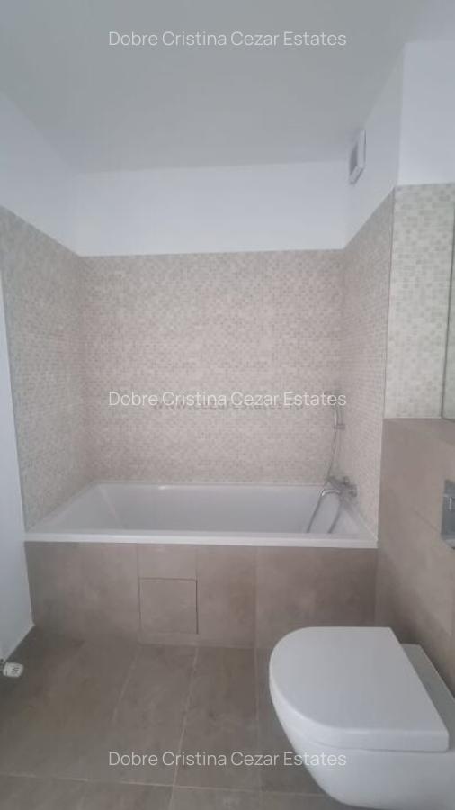 Apartament cu 4 camere decomandat în Băneasa - 16