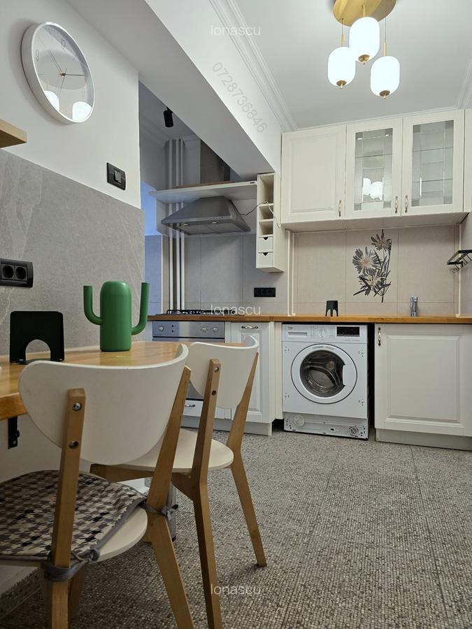 Bd. Unirii, prima inchiriere, P-ta Alba Iulia - 11 Bd. Unirii, prima inchiriere, P-ta Alba Iulia - 11