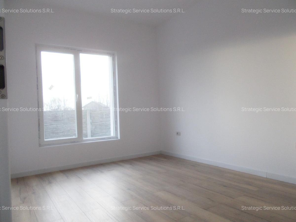 Duplex, Sanmihaiu Roman, 3 camere, 72 mp util, 250mp teren - 5