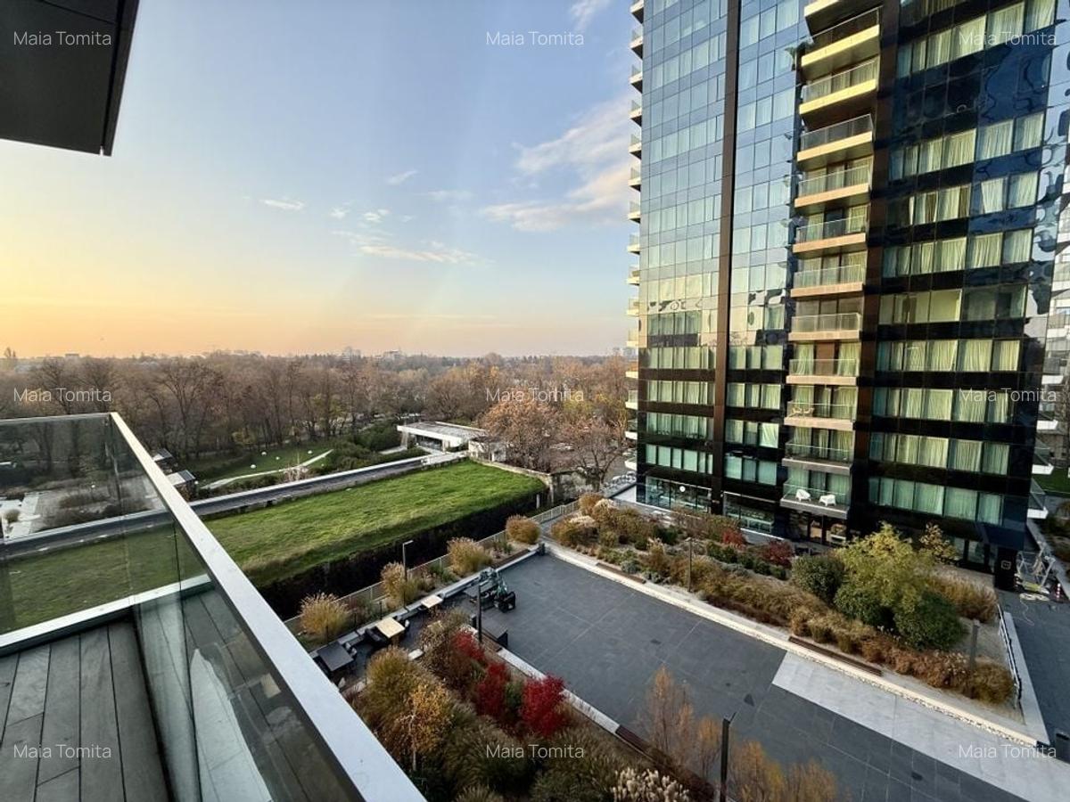 One Eliade / disponibilitate imediată - 1