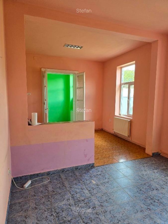 Proprietar vand casa zona centra - 5