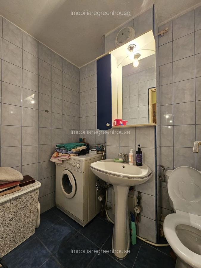 Apartament 4 camere, etaj 2 zona Ion Creanga - 9