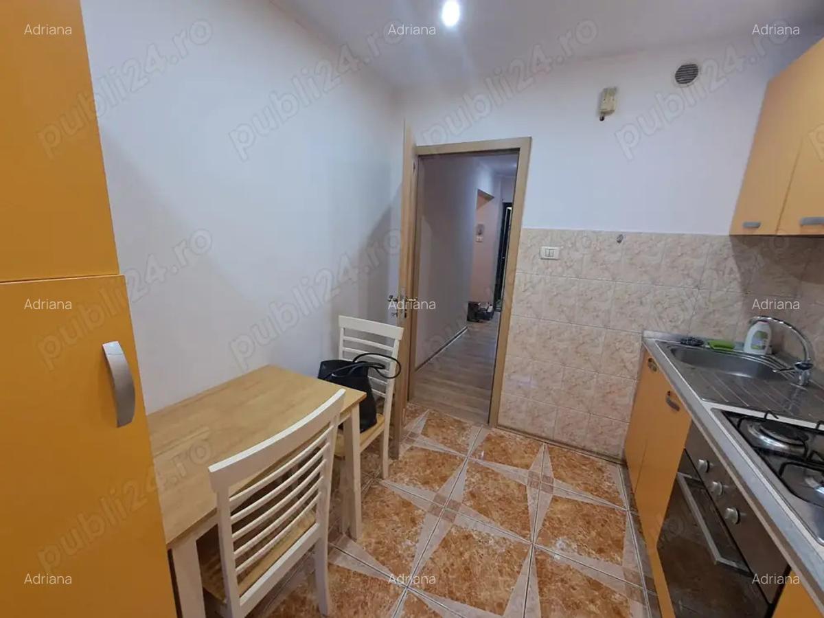 2 cam Circumvalatiunii langa Mall etaj 3 8 CENTRALA PROPRIE - 2