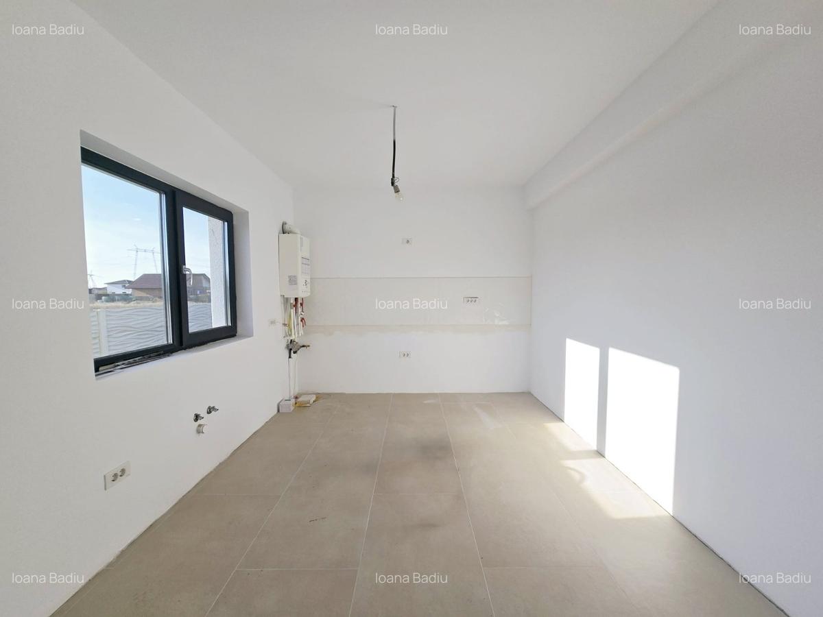Vila mediteraneana - 4 camere - 2 bai - beci- 455mp teren - incalzire pardoseala - 3