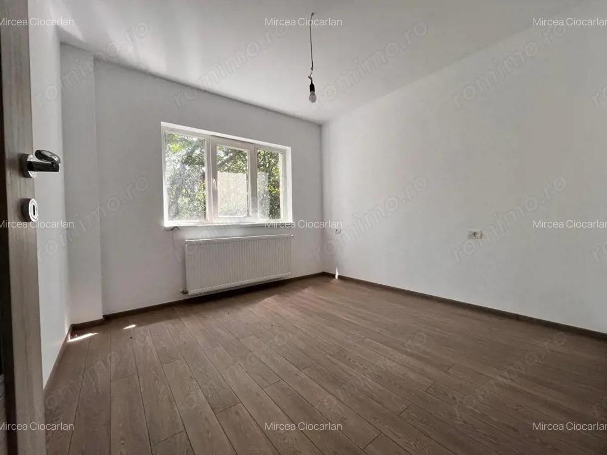 APARTAMENT CU 2 CAMERE NEMOBILAT IN ZONA TORONTAL LA 300 EURO - 4