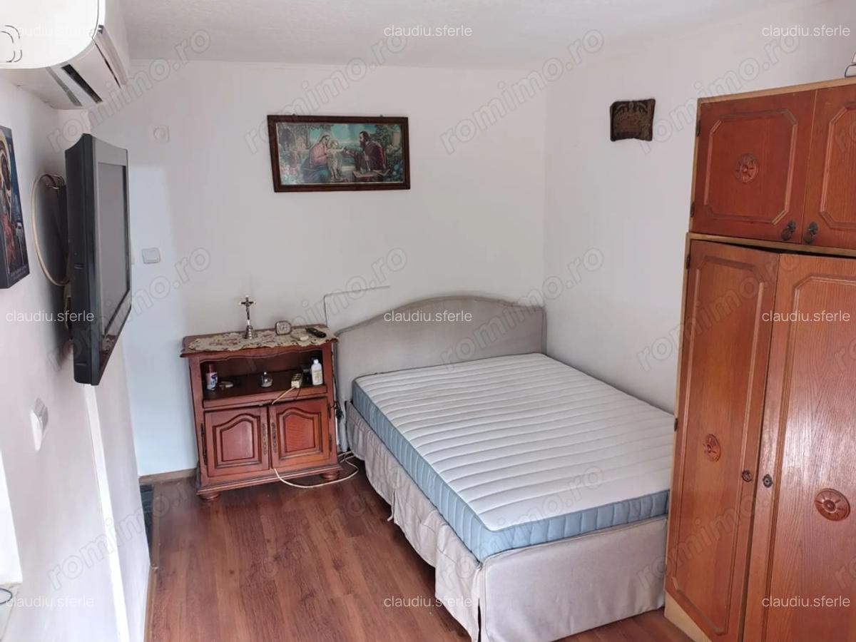 Garsoniera de inchiriat str. Podului (zona Master), etaj 2, aproape de Pia?a Rogerius, 800 lei - 2
