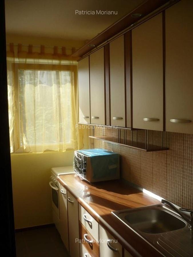 De închiriat apartament 2 camere Titan - 5