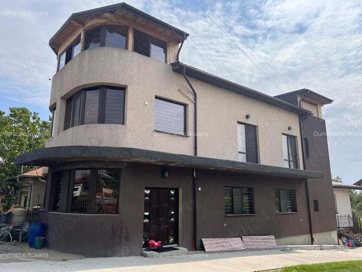 Casa de vanzare - 3 Casa de vanzare - 3