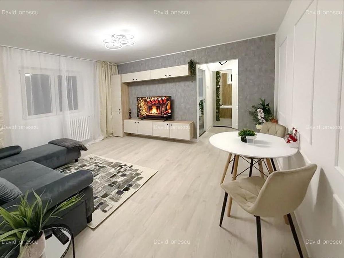 Apartament 2 camere complet renovat si mobilat, totul nou, la cheie, str.Straja - 1