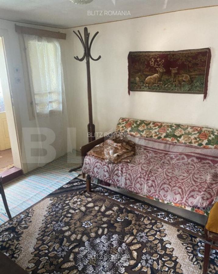 Casa de vanzare, cu 4 camere, 92 mp, zona Campulung Moldo - 2 Casa de vanzare, cu 4 camere, 92 mp, zona Campulung Moldo - 2