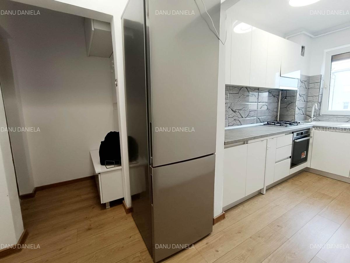 Apartament 2 camere- Centrul Civic Brasov- complet renovat - 12