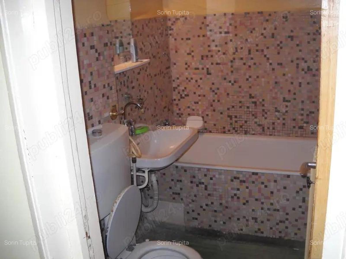 Garsoniera Iancului, Ferdinand, Dimitrov - 5