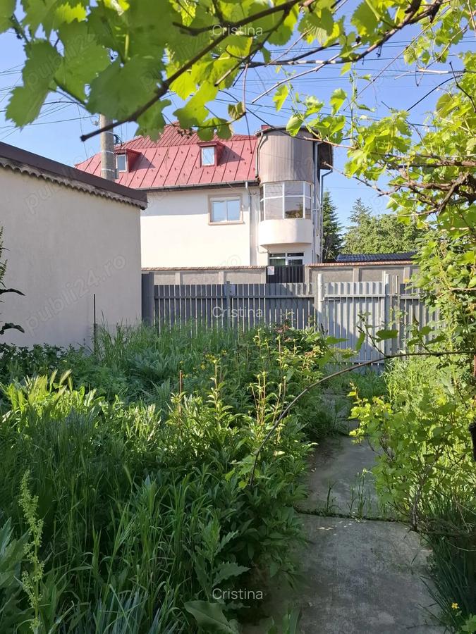 Propietar vand casa Bucurestii Noi,3 camere,140mp,deschidere 13mp,utilitati trase,teren constructie. - 2