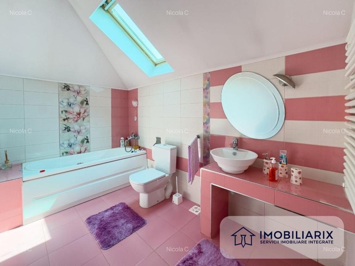 Casă impunătoare, 292 mp utili, 763 mp teren | Strada Principală - 15