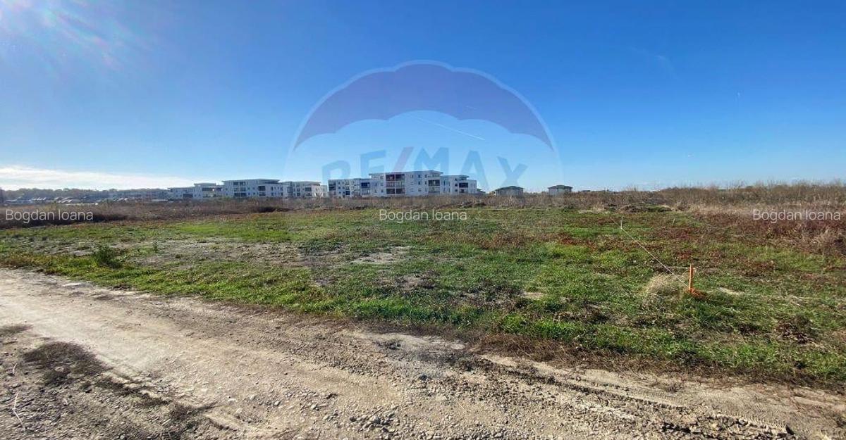 Teren 465mp Tunari / Strada 1 Decembrie - 1