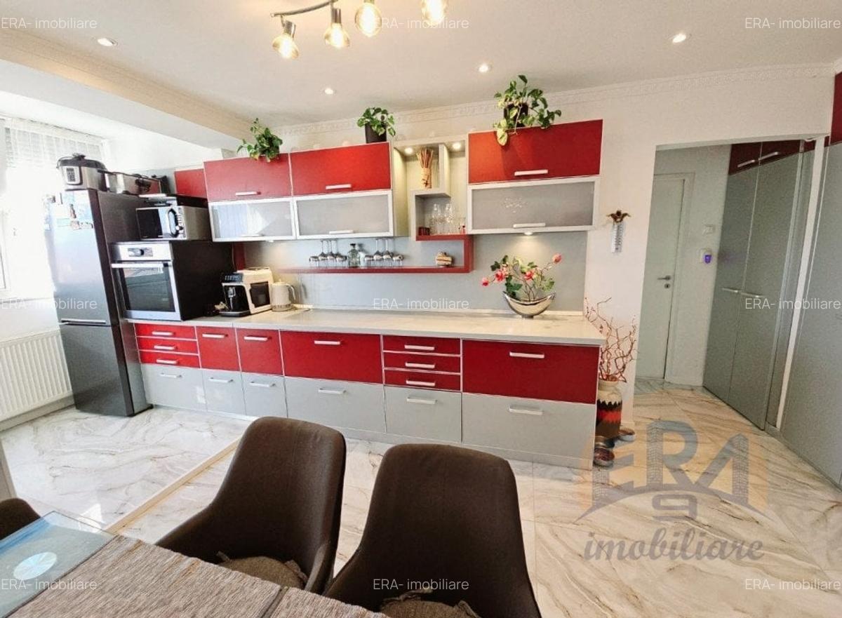 Apartament cu 3 camere semidecomandat, mobilat în Rogerius - 4