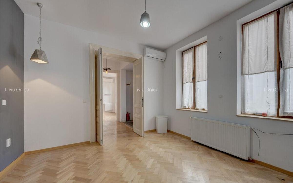 In Cartierul Evreiesc, casa 3 camere pivnita si mansarda - 28