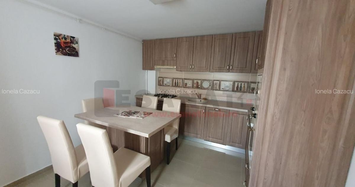 Casa individuala, zona Trei Stejari - strada linistita, curte, garaj, 4 camere - 3 Casa individuala, zona Trei Stejari - strada linistita, curte, garaj, 4 camere - 3