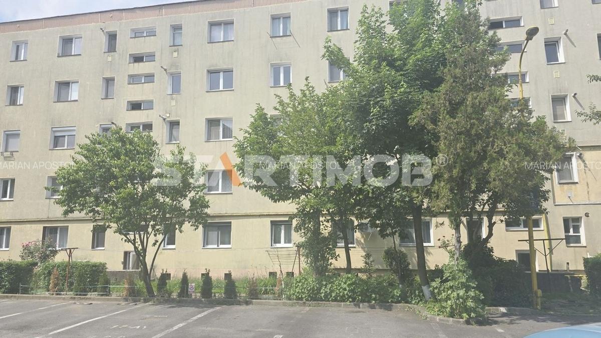 Apartament cu 2 camere semidecomandat, mobilat în Florilor - 6