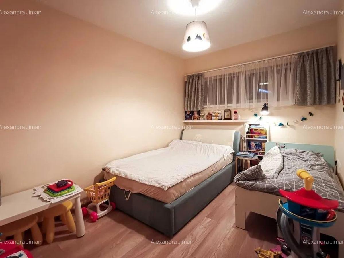 Apartament cu 3 camere semidecomandat, mobilat în Arhitecților - Calea Cisnădiei - 4
