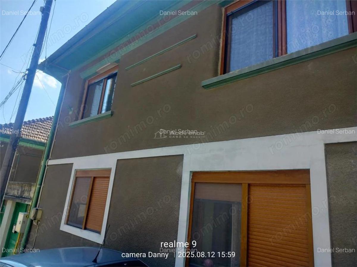 Resita Casa Zona Gradina Zoologica - 1