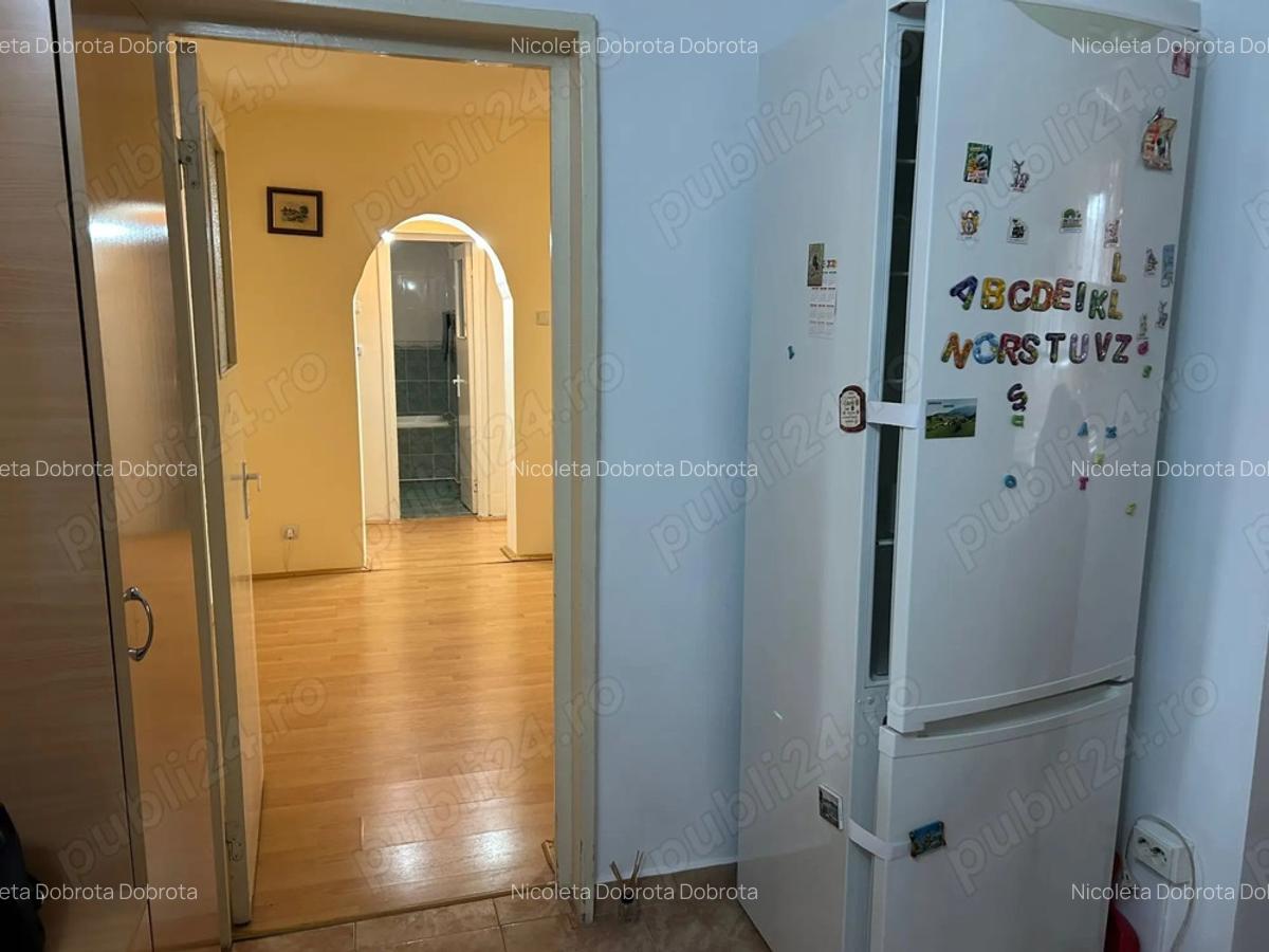 Apartament de inchiriat, M9-Targovi?te - 4