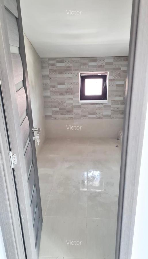 Navodari- casa p+m 4 dormitoare , living , 2 gr sanitare - 4