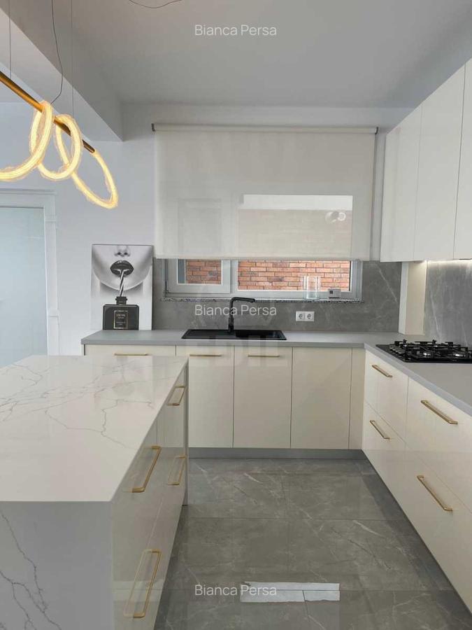 Casa individuala cu garaj si terasa 30mp zona Dumitru Mocanu - 1