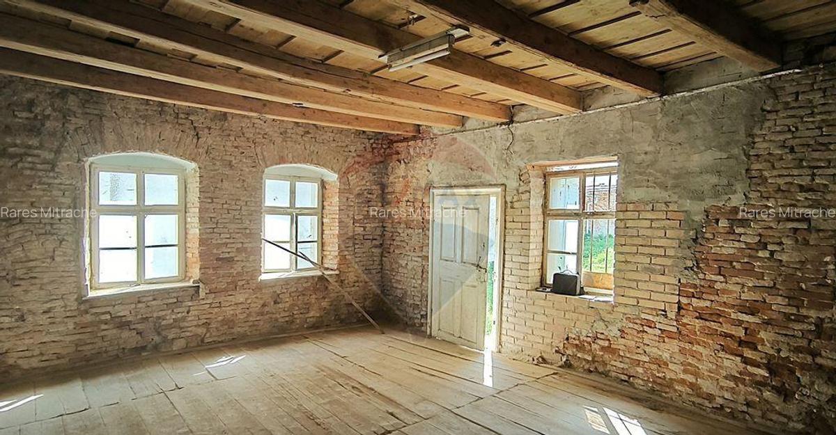 Casa saseasca tradi?ionala in inima Biertanului ... - 10