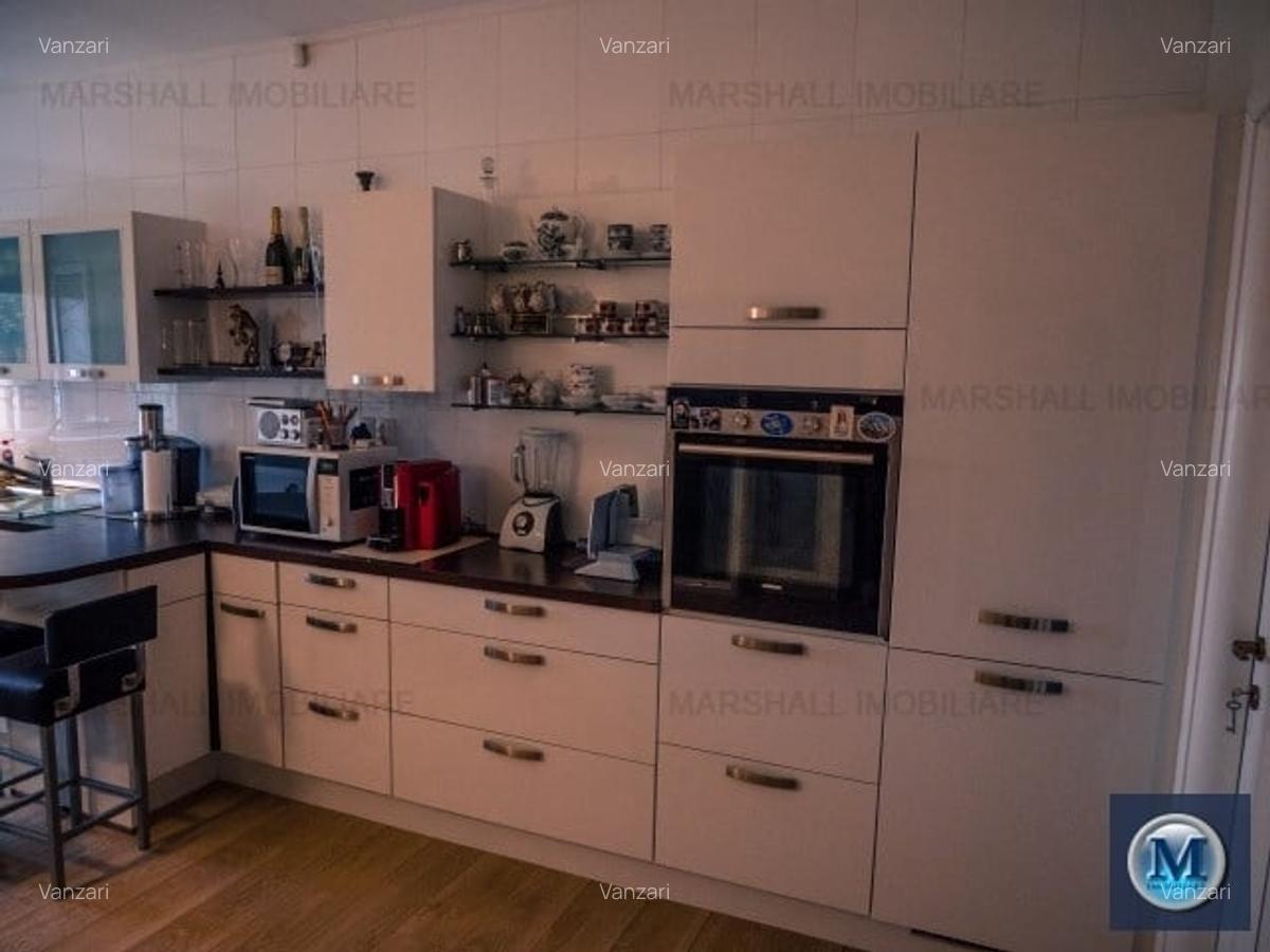 Vila cu 7 camere de vanzare in Baicoi, zona Vest, 360 mp #13205 - 9