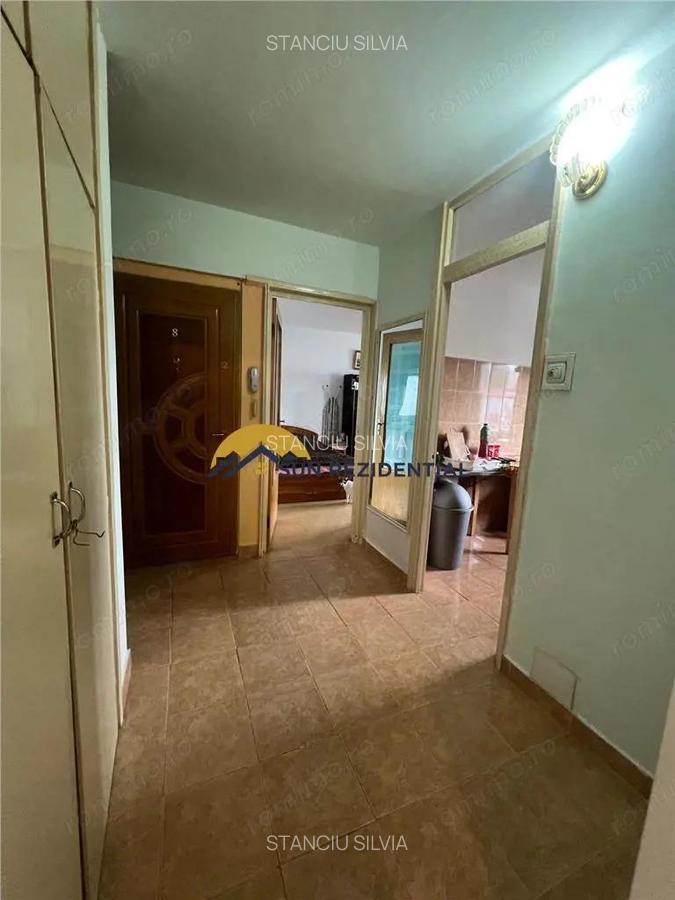 Berceni-Huedin,apartament 2 camere decomandat - 12