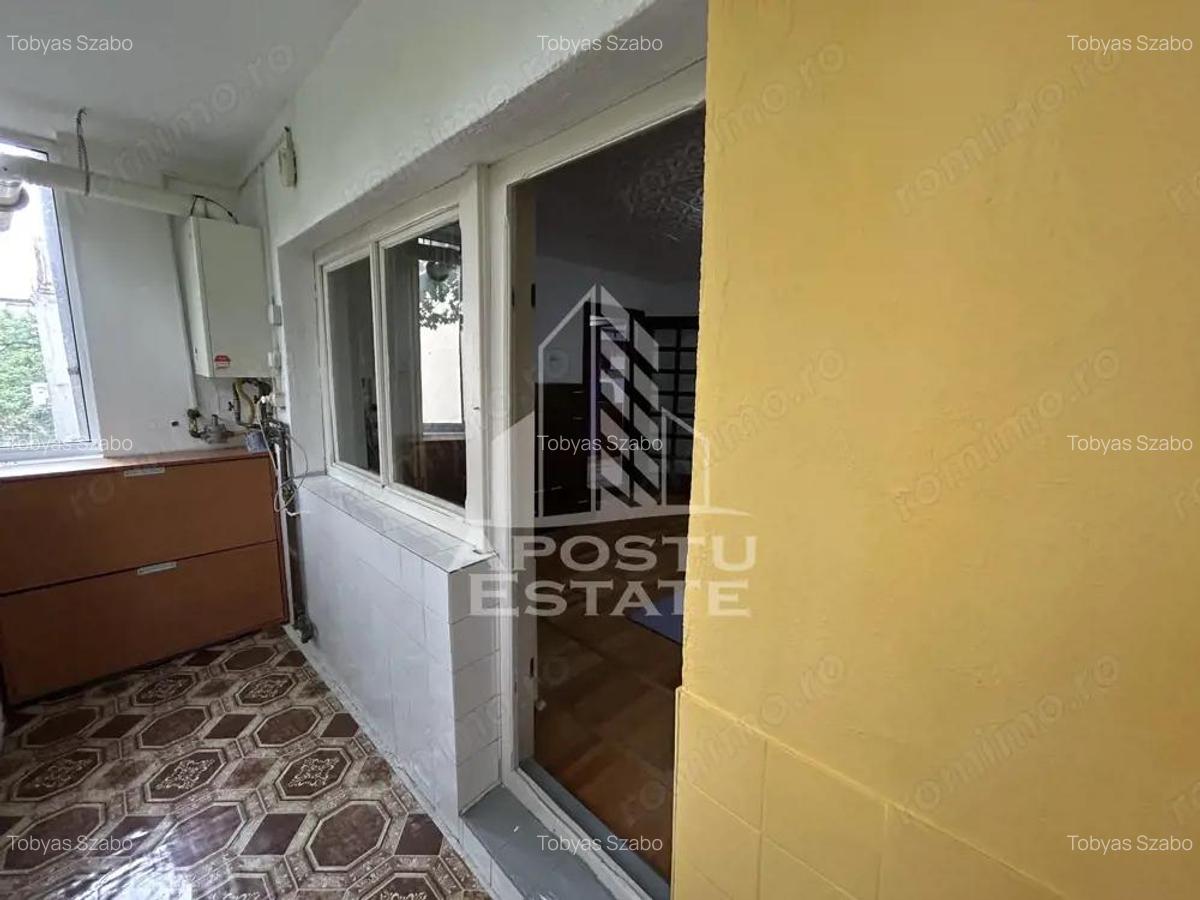 Apartament cu 3 camere, 2 balcoane, centrala proprie Spitalul Judetean - 11