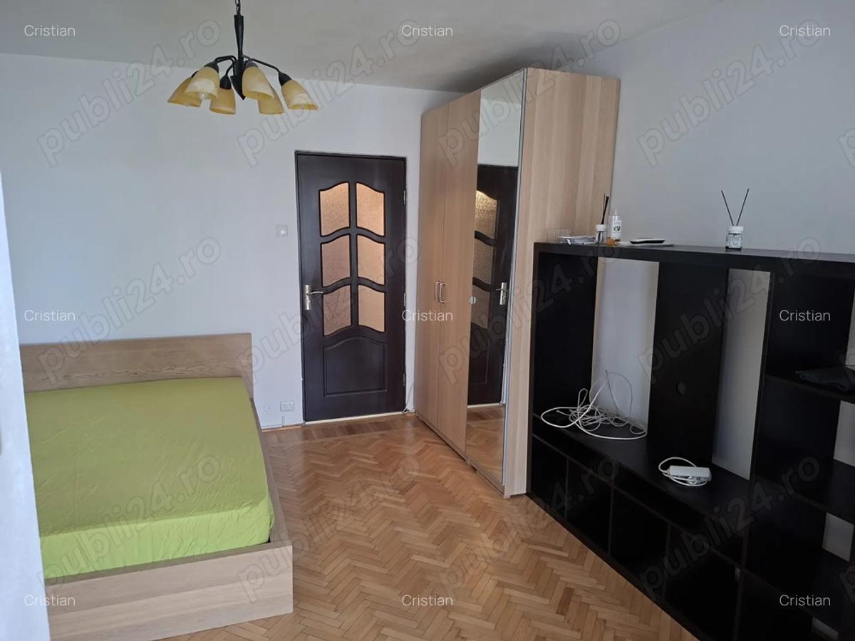 Direct proprietar Garsoniera Titan - 2