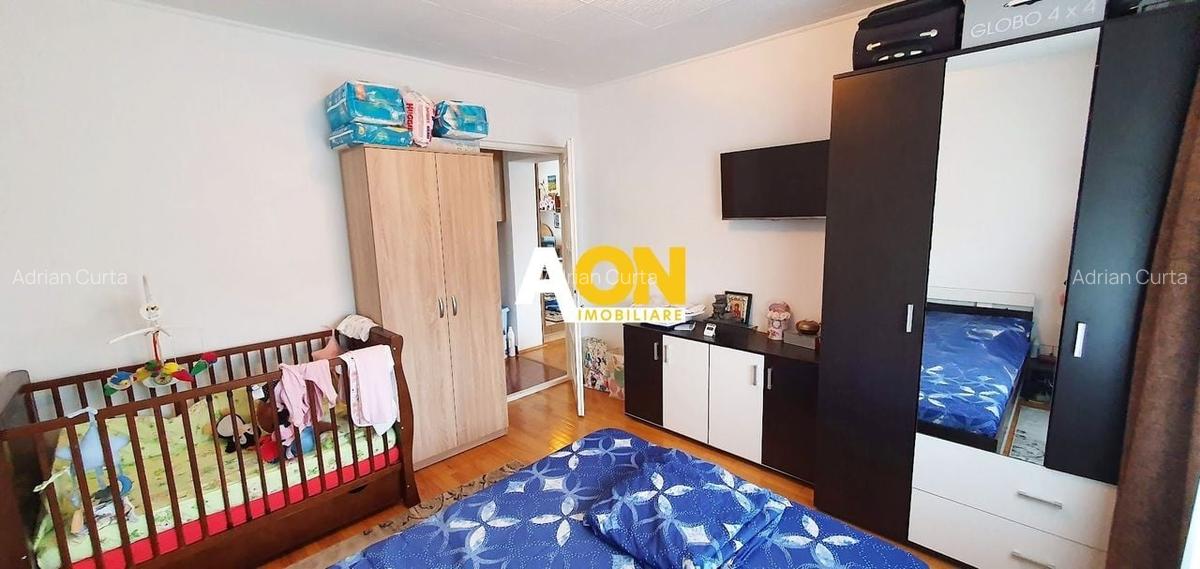 Apartament cu 3 camere semidecomandat în Cetate - 6