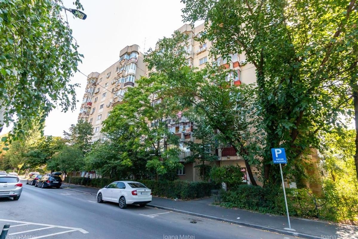 Apartament 3 camere de vanzare | Zona Uverturii |  Metrou Lujerului - 19