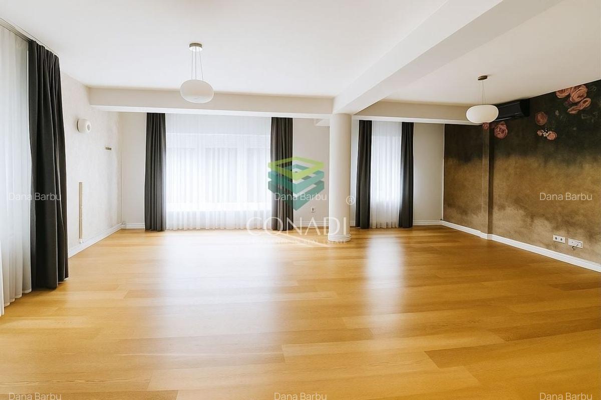 Iancu Nicolae - Vila cu 7 camere de vanzare, 324 mp constuiti - 1