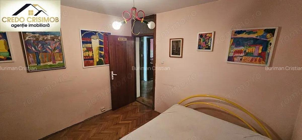 Vand apartament 4 camere etajul 1 zona Micro 4 - 14 Vand apartament 4 camere etajul 1 zona Micro 4 - 14