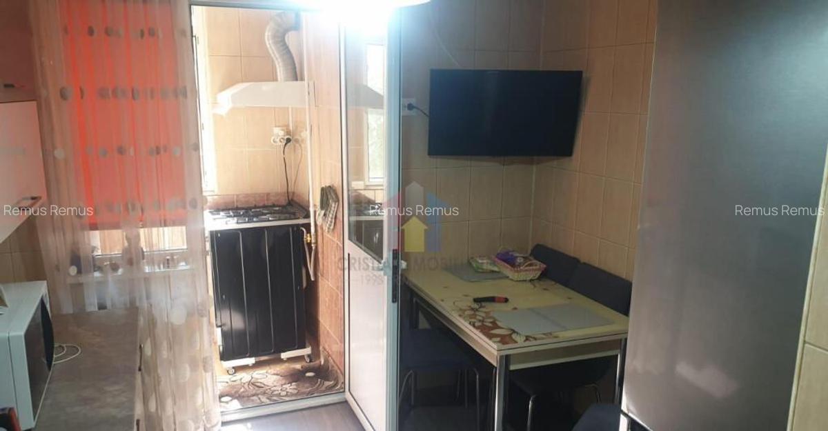 Mobilat si Utilat, 2 camere confort 1, 57 mp, etaj 3, Obor - 12