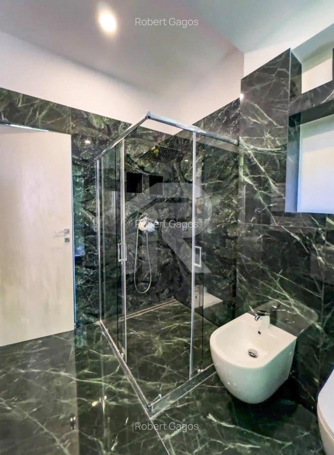 Pe Malul Snagovului, Unde Luxul Devine Cotidian - 22