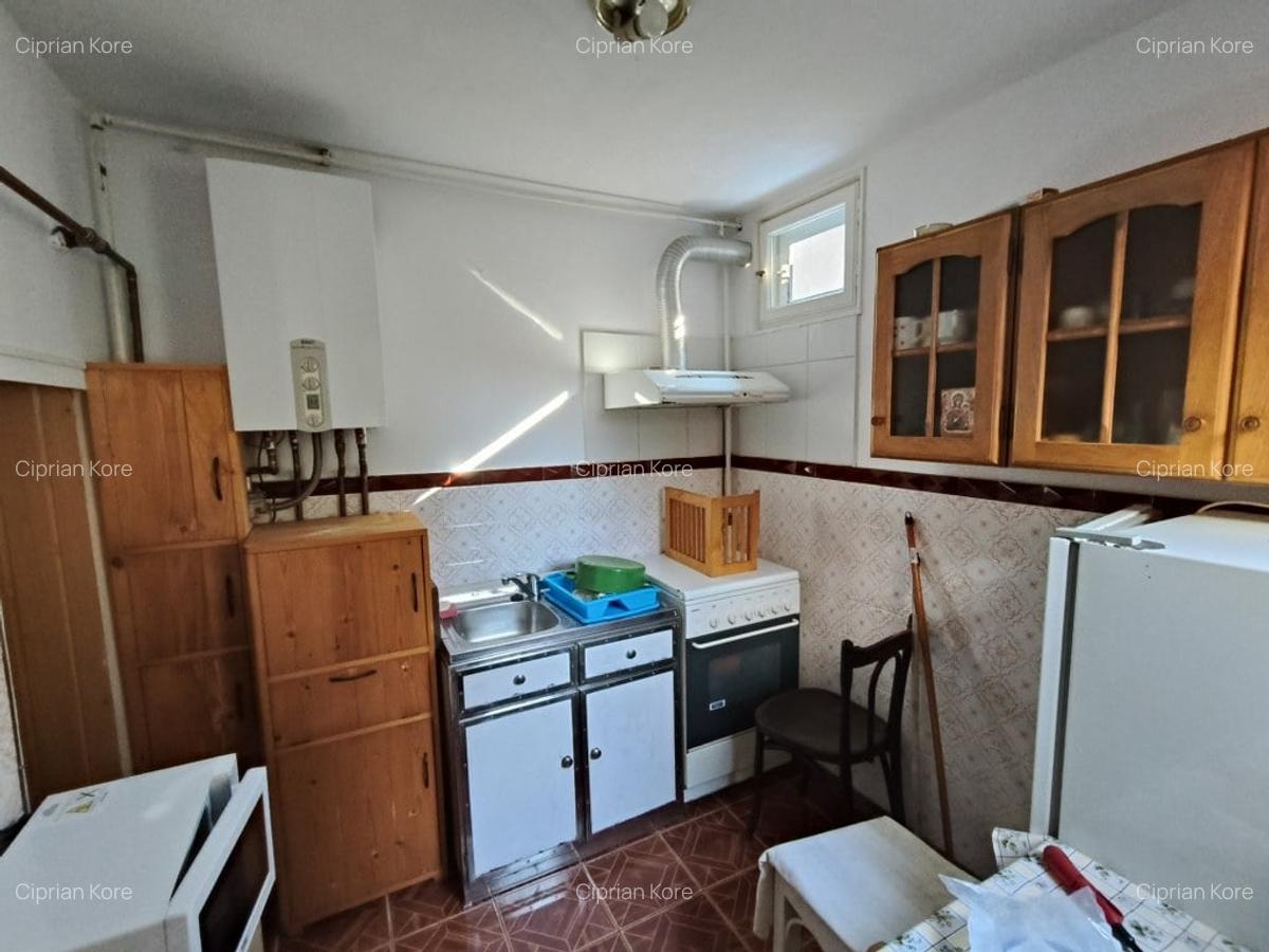 Casă cu 3 camere în Central - 4