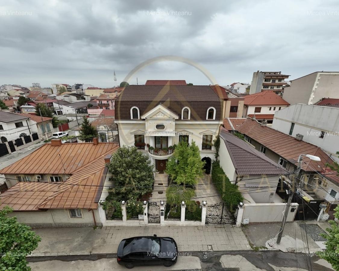 Vanzare vila spectaculoasa S+P+1+M situata in zona Tomis II - Spitalul Judetean. - 19