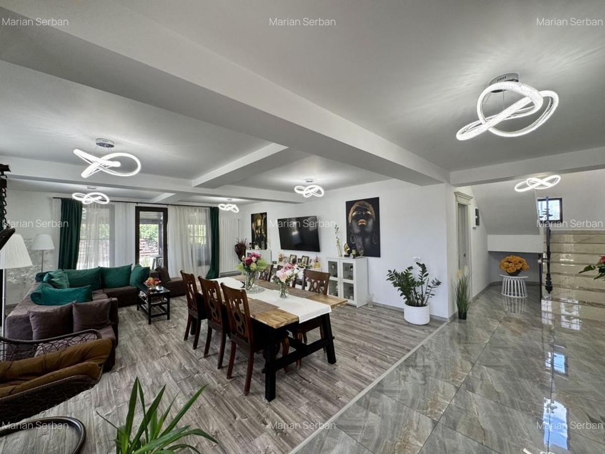 Berceni - VILĂ UNICAT, spațioasă, curte 1.000 mp, la 7 min metrou - 2