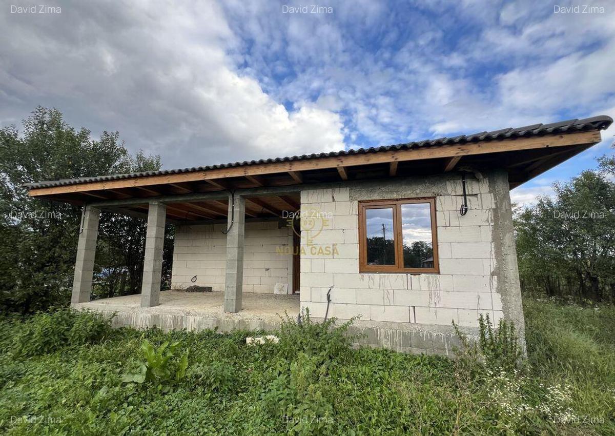 !LISTARE NOUA! Casa de vanzare in Comuna Lazuri /Teren 38... - 2
