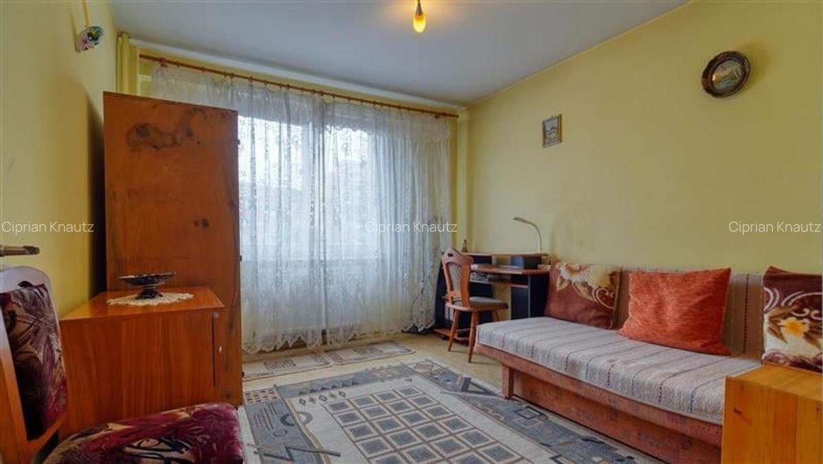 Apartament 3 camere zona Grivitei - 4