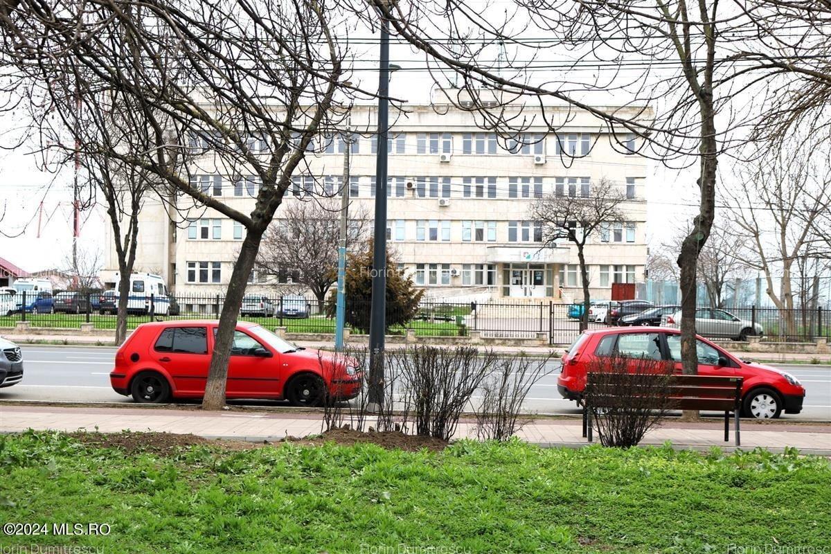 Gara - Spitalul CFR - Str. Scolii, casa din caramida, teren 380 mp! - 16