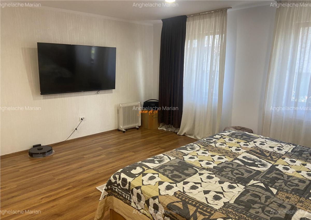 Casa de vanzate in Campineanca , parter etaj, 360 mp utili , - 2