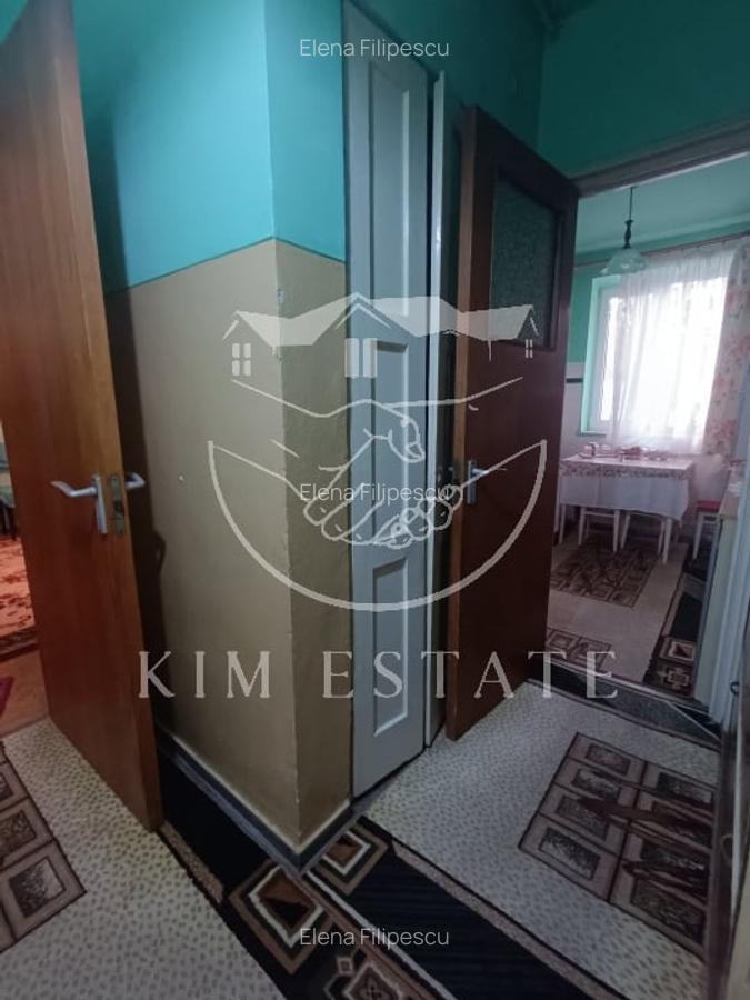 De vanzare apartament 2 camere Tomis 3 - 4