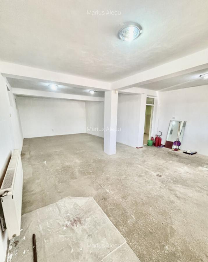 Casa de vanzare Frumusani - Spatiu Comercial la Parter - 25 - 13