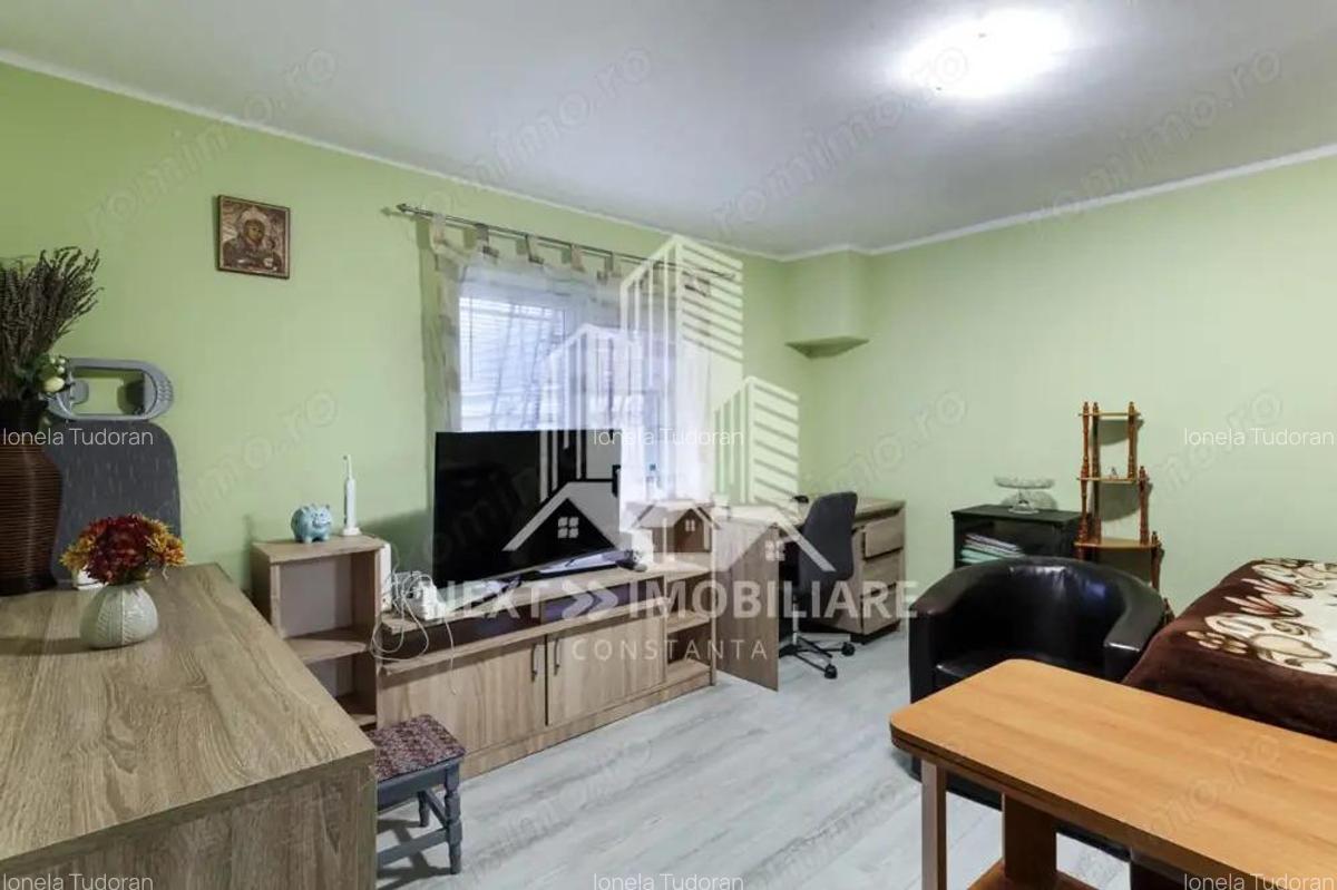 Casa 2 corpuri - locuinta si spatiu pentru afacerea ta - 16
